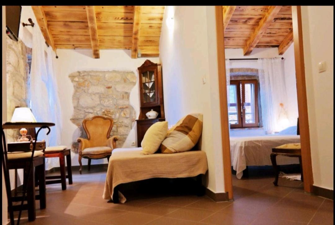 Apartment Beatrice. 10Mt To The Beach :) Rovigno Esterno foto
